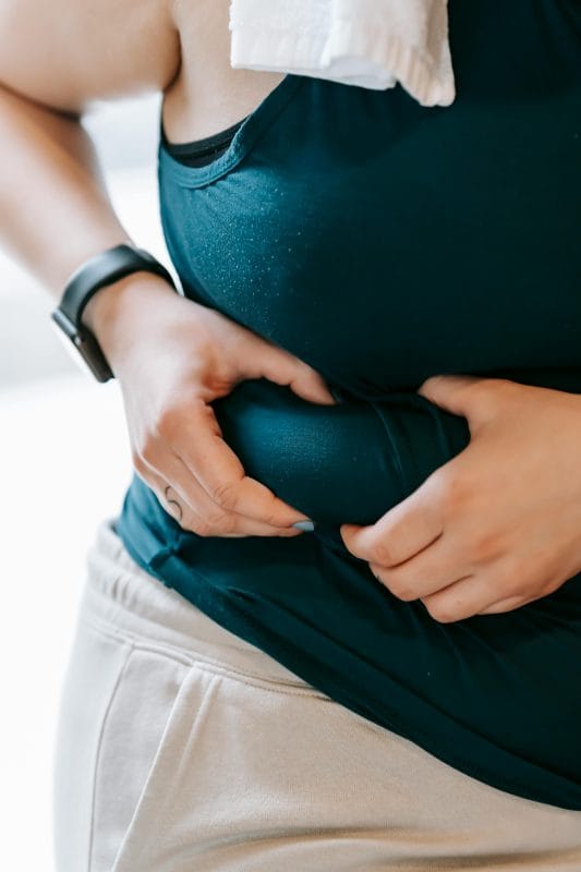 Ashwagandha et graisse abdominale : la science du cortisol - A associer aux produits à haute biodisponibilité NUTRILUX SANTE : NUTRILUX MAGNESIUM, NUTRILUX PROLACTO +, et PROBIO LG, NUTRILUX FAT STOP et SLIM, et la gamme protéinée NUTRILUX Santé pour les collations.